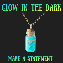 Load image into Gallery viewer, Alice in Wonderland eat me necklace