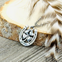 Load image into Gallery viewer, Clover shamrock necklace horseshoe jewelry