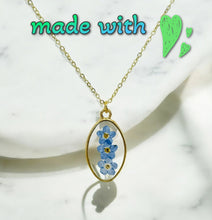 Load image into Gallery viewer, Pressed flower gold plated necklace forget me not oval white or blue