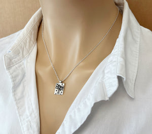 Minimalist dragonfly necklace