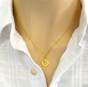 Horseshoe necklace gold plated minimalist jewelry