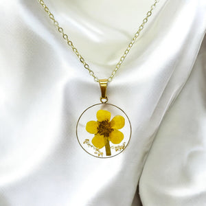 Narcissus pressed flower necklace gold plated birth month flower jewelry for women